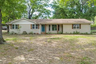 215 N 57th Street, Fort Smith, AR 72903