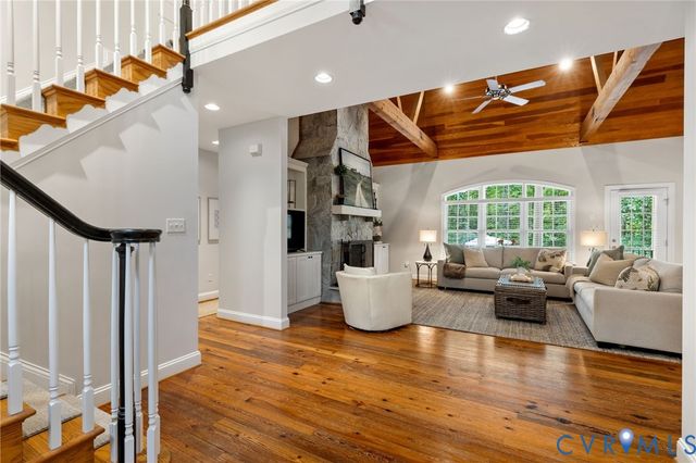 20209 Pony Farm Rd, Maidens, VA 23102