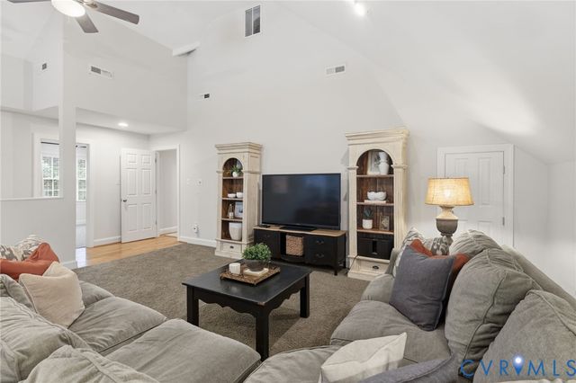 20209 Pony Farm Rd, Maidens, VA 23102