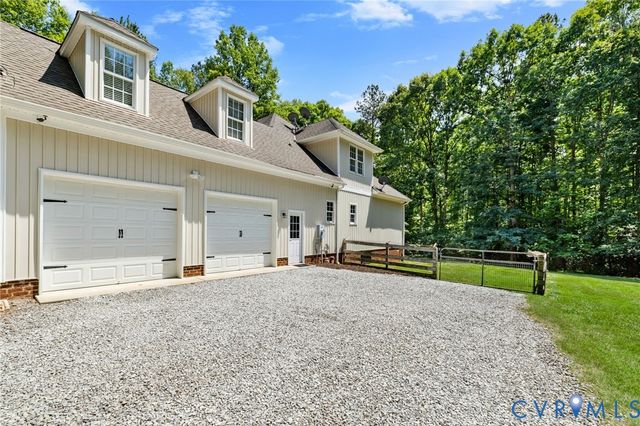 20209 Pony Farm Rd, Maidens, VA 23102