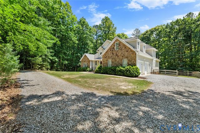 20209 Pony Farm Rd, Maidens, VA 23102