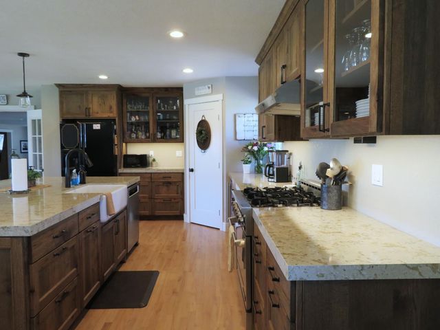 4900 Pleasant Valley Rd, Oakdale, CA 95361