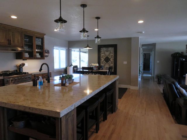 4900 Pleasant Valley Rd, Oakdale, CA 95361