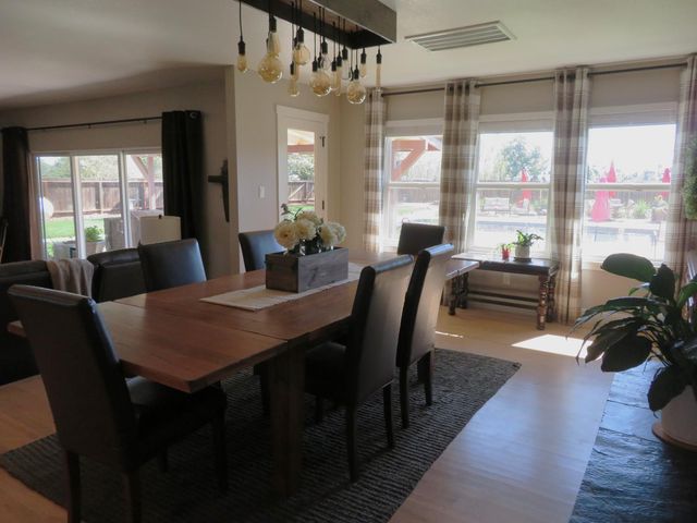 4900 Pleasant Valley Rd, Oakdale, CA 95361