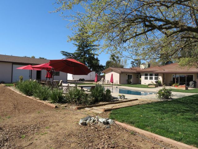 4900 Pleasant Valley Rd, Oakdale, CA 95361