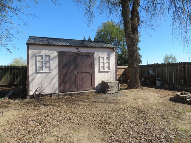 4900 Pleasant Valley Rd, Oakdale, CA 95361