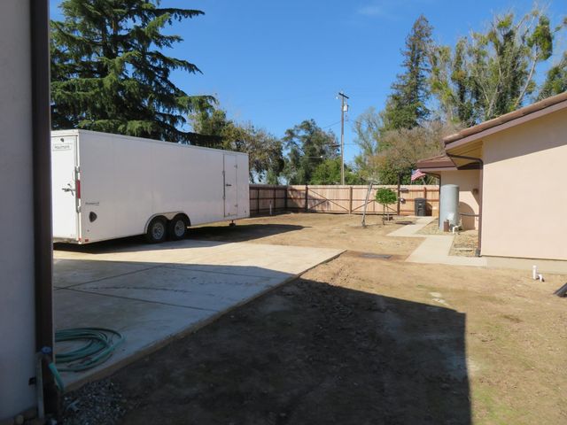 4900 Pleasant Valley Rd, Oakdale, CA 95361