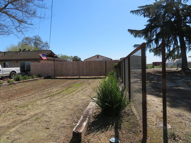 4900 Pleasant Valley Rd, Oakdale, CA 95361
