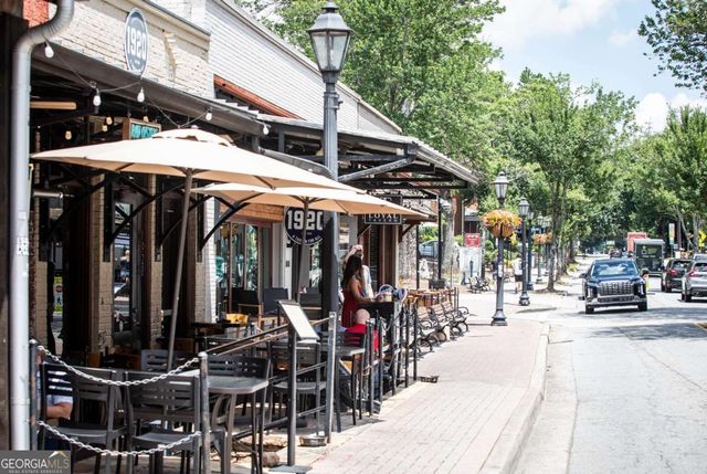 119 Bridgecrest Road 25, Roswell, GA 30075