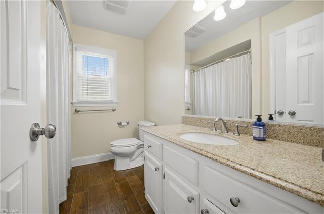 420 Las Gaviotas BLVD, Chesapeake, VA 23322