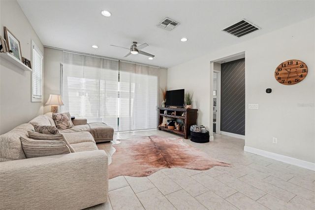 10335 HOLSTEIN EDGE PLACE, Riverview, FL 33569