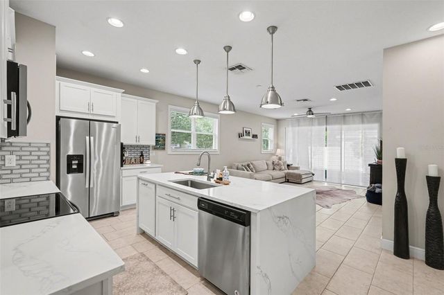 10335 HOLSTEIN EDGE PLACE, Riverview, FL 33569