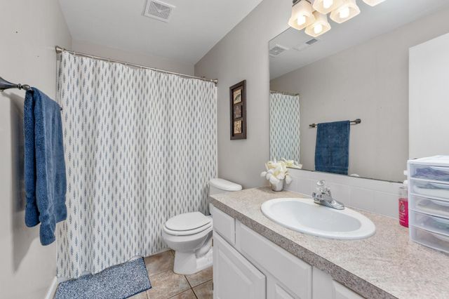 2825 N Spring Meadow Ct, Wichita, KS 67205