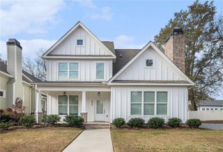 352 Davis Street, Monroe, GA 30655