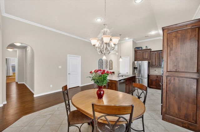 2931 Trail Lake Drive, Grand Prairie, TX 75054