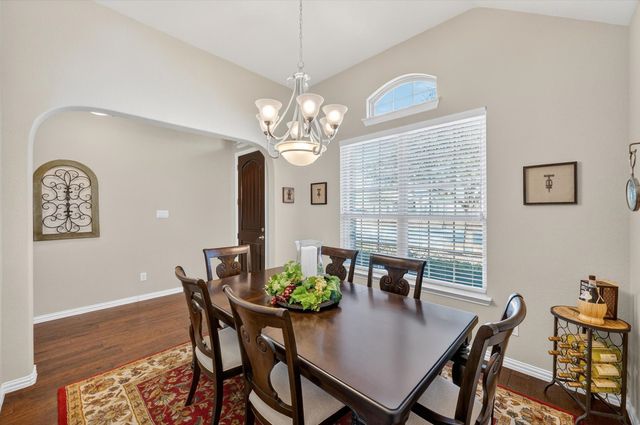 2931 Trail Lake Drive, Grand Prairie, TX 75054