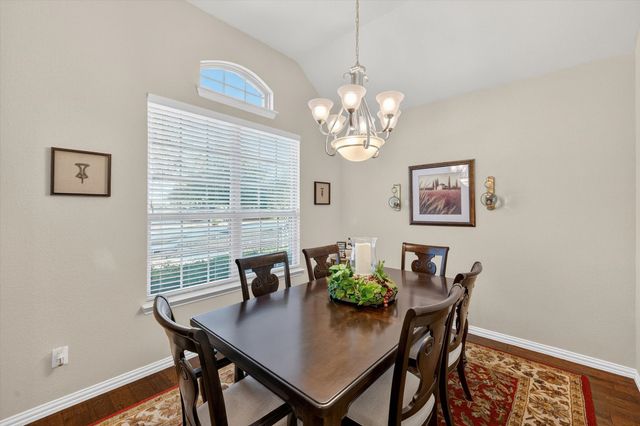 2931 Trail Lake Drive, Grand Prairie, TX 75054