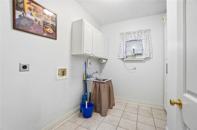 472 Timber Walk Court, Clearcreek Twp, OH 45066