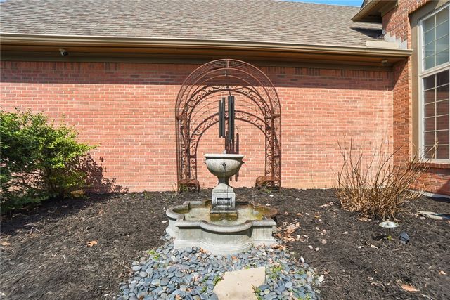 472 Timber Walk Court, Clearcreek Twp, OH 45066