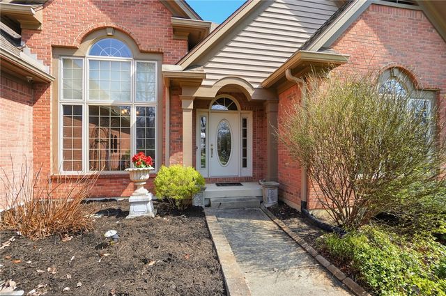 472 Timber Walk Court, Clearcreek Twp, OH 45066