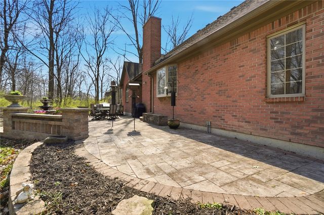 472 Timber Walk Court, Clearcreek Twp, OH 45066