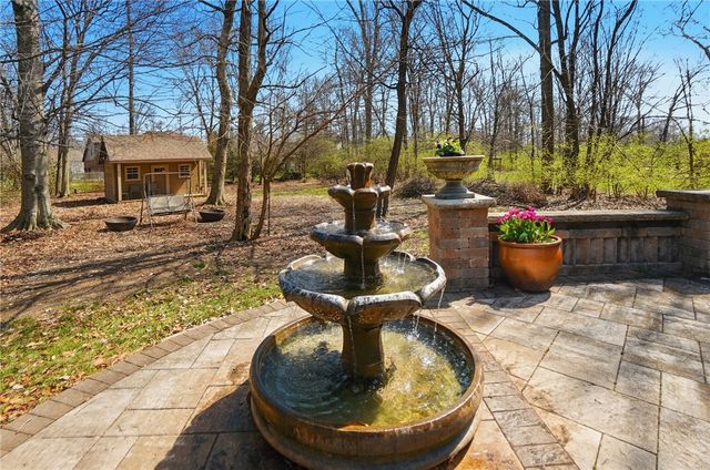 472 Timber Walk Court, Clearcreek Twp, OH 45066