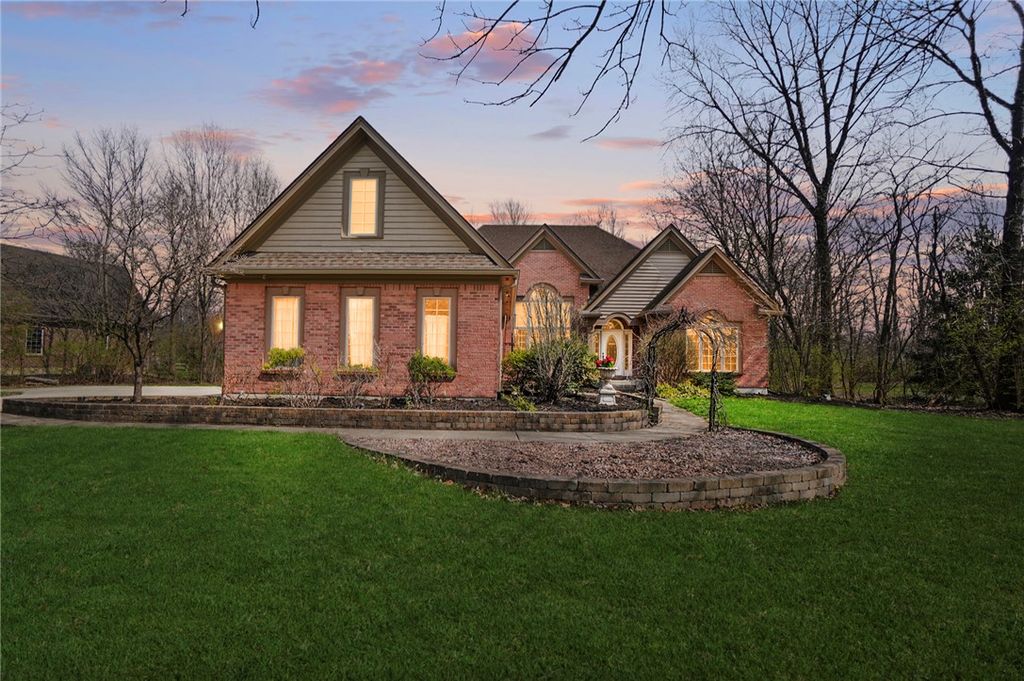 472 Timber Walk Court, Clearcreek Twp, OH 45066