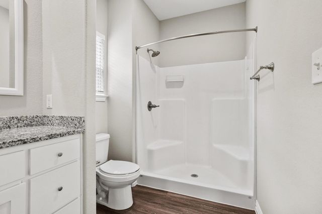 514 W Hull Street, Denison, TX 75020