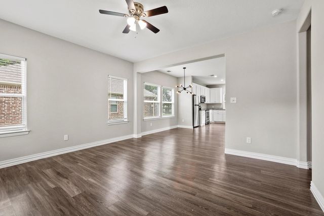 514 W Hull Street, Denison, TX 75020