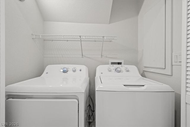 10405 Nutt Creek Avenue, Las Vegas, NV 89129