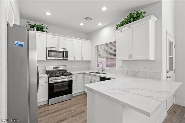 10405 Nutt Creek Avenue, Las Vegas, NV 89129