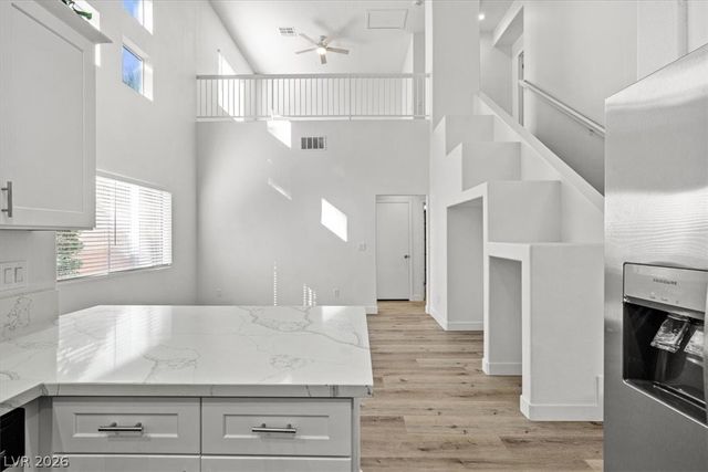 10405 Nutt Creek Avenue, Las Vegas, NV 89129