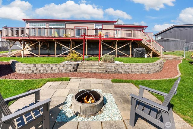 5511 Hillvue Road, Blaine, WA 98230