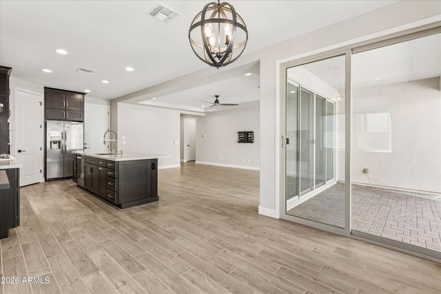16212 S 8TH Street, Phoenix, AZ 85048