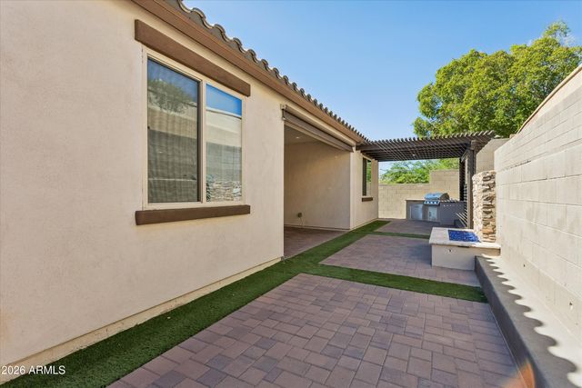 16212 S 8TH Street, Phoenix, AZ 85048