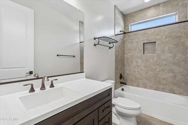 16212 S 8TH Street, Phoenix, AZ 85048