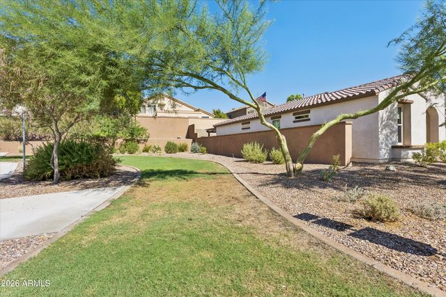 16212 S 8TH Street, Phoenix, AZ 85048