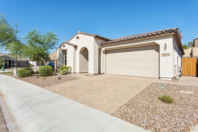 16212 S 8TH Street, Phoenix, AZ 85048