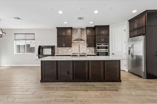 16212 S 8TH Street, Phoenix, AZ 85048