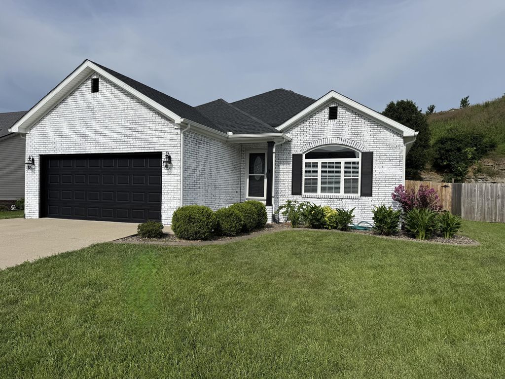 324 Oxford Circle, Richmond, KY 40475