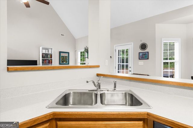 294 Whisper Creek Drive, Senoia, GA 30276