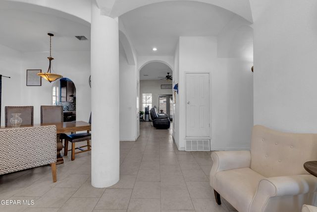 3790 LAS CASITAS Drive, El Paso, TX 79938