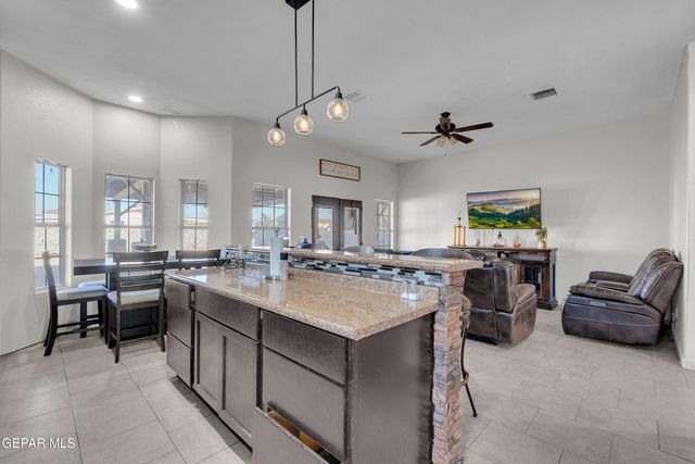 3790 LAS CASITAS Drive, El Paso, TX 79938