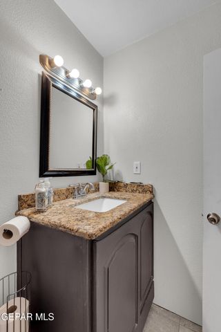 3790 LAS CASITAS Drive, El Paso, TX 79938