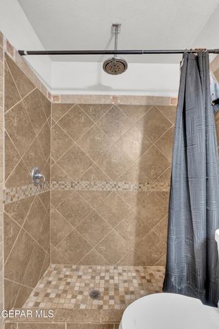 3790 LAS CASITAS Drive, El Paso, TX 79938