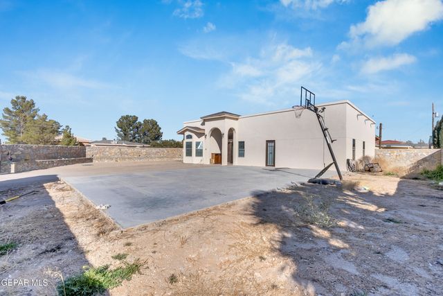 3790 LAS CASITAS Drive, El Paso, TX 79938