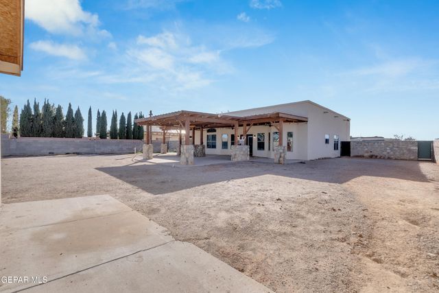 3790 LAS CASITAS Drive, El Paso, TX 79938