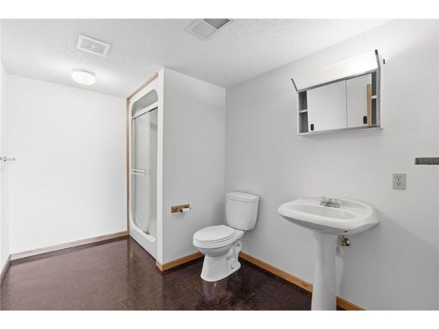 206 County Road JJ, River Falls, WI 54022