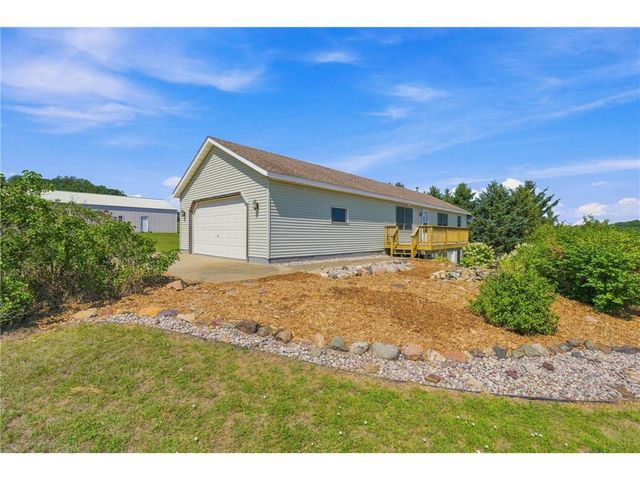 206 County Road JJ, River Falls, WI 54022