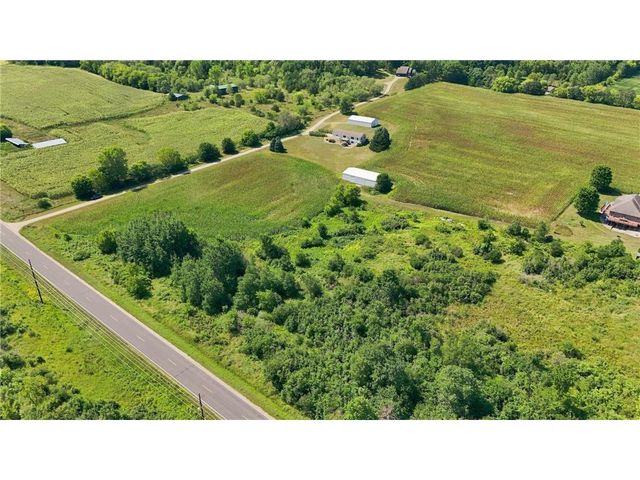 206 County Road JJ, River Falls, WI 54022
